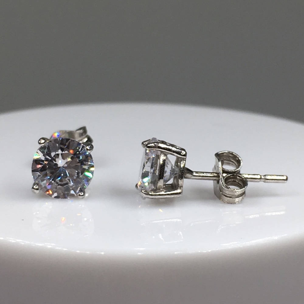 14k white gold diamond 2 CT stud earrings gift box - Picture 9 of 12